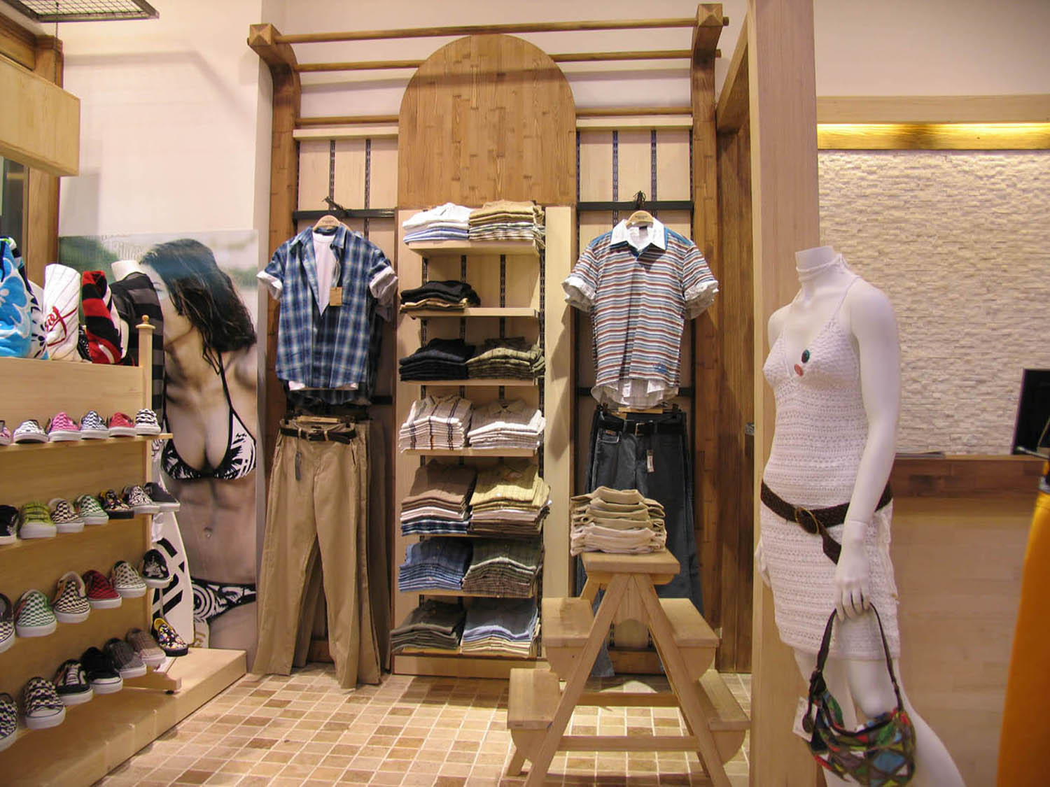 Mavi Jeans Store - KONSEPTIZ Advertising Agency in Turkey
